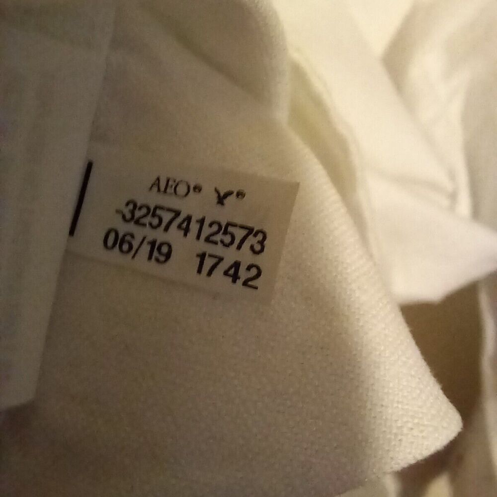 American Eagle Embroidered Logo Button Down Shirt-Large-Oxford-White-Navy - Picture 10 of 10